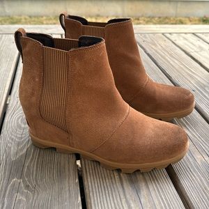 SOREL Joan of Arctic Boot wedge heel- CAMEL SUEDE - Sz 12